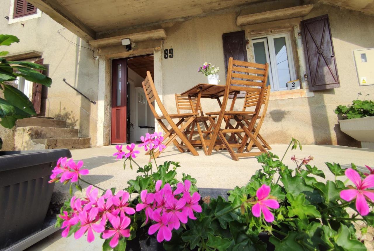 Apartman Josip Garica Exteriör bild