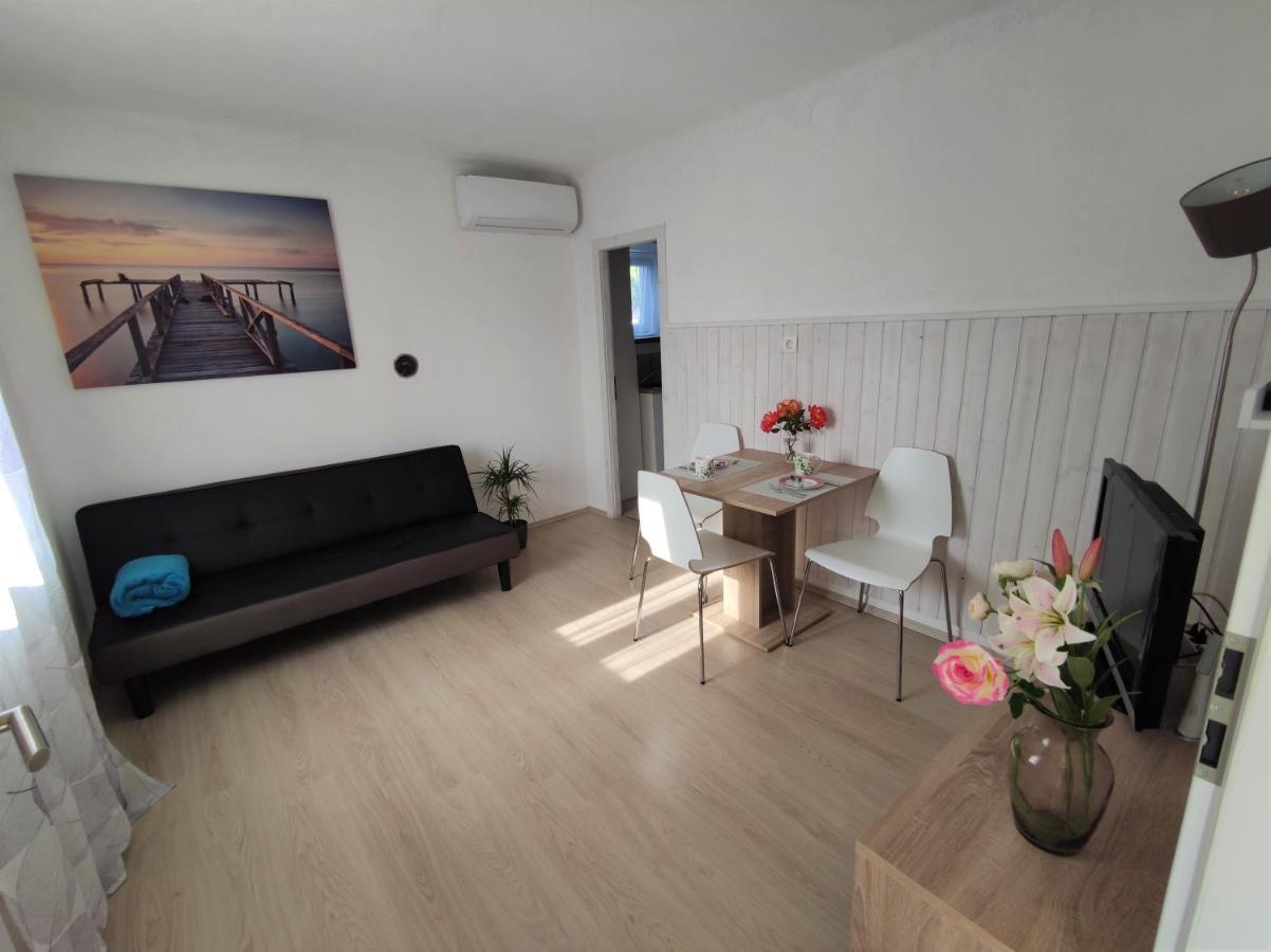 Apartman Josip Garica Exteriör bild