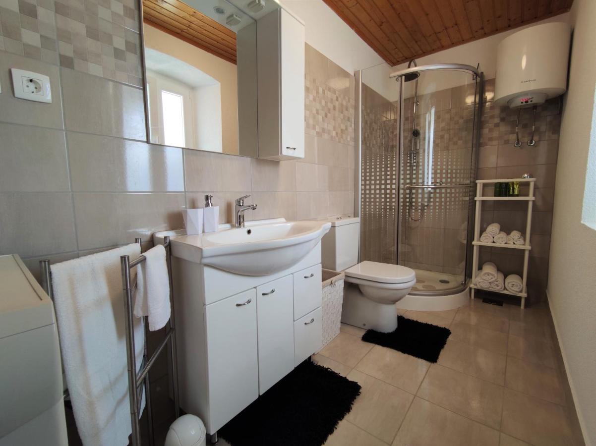 Apartman Josip Garica Exteriör bild