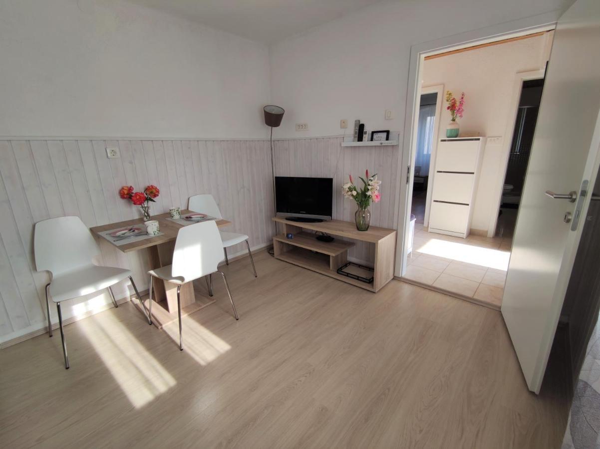 Apartman Josip Garica Exteriör bild